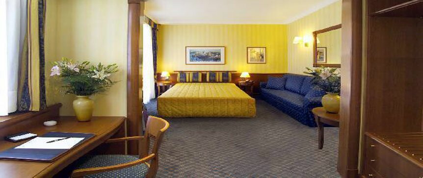 Triple & Quadruple Room Jolly Aretusa Palace Hotel Siracusa
